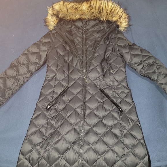 Laundry by Shelli Segal Faux Fur  coat - Picture 3 of 3
